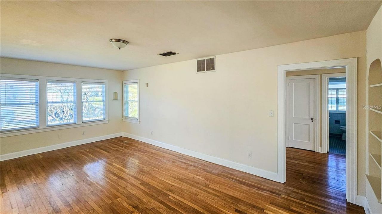 860 16th Avenue S, Saint Petersburg, FL 33701 Photo