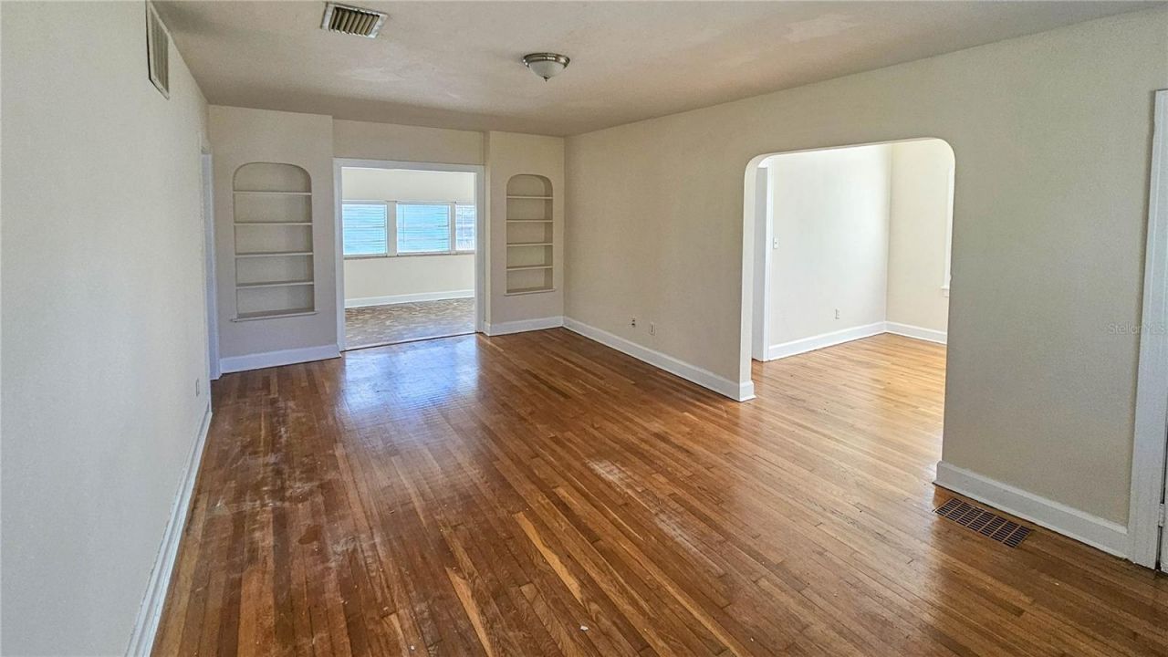 860 16th Avenue S, Saint Petersburg, FL 33701 Photo