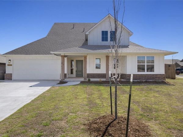 13216 SW 4th Street, Yukon, OK 73099