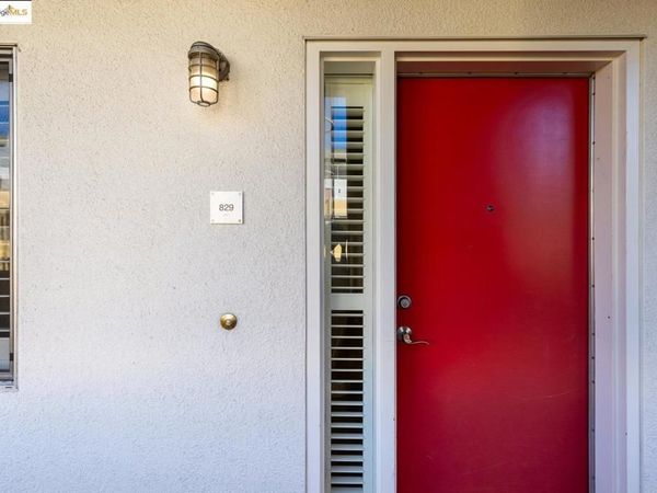 311 Oak Street, Unit 829, Oakland, CA 94607