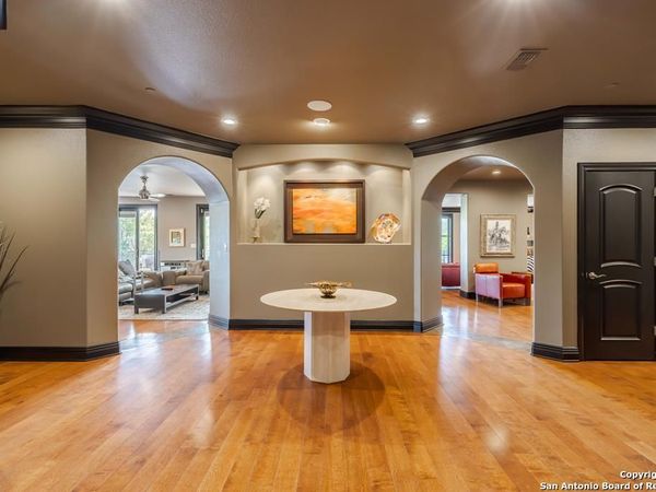 521 Guadalupe Street, Unit 1101, Kerrville, TX 78028