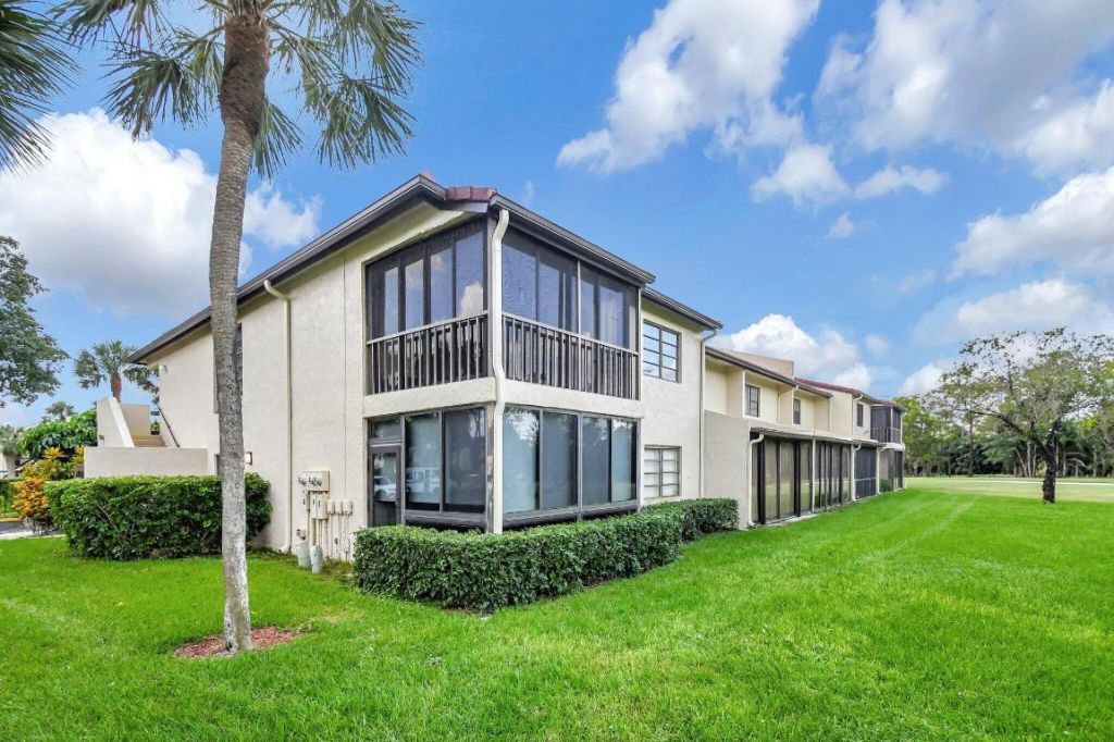 21209 Lago Circle Circle, Unit 12g, Boca Raton, FL 33433 Photo