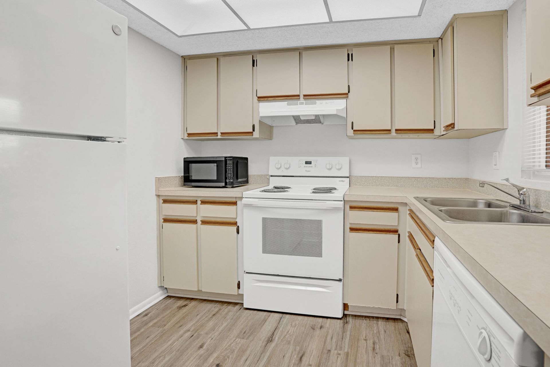 1514 SE Royal Green Circle, Unit I-203, Port Saint Lucie, FL 34952 Photo