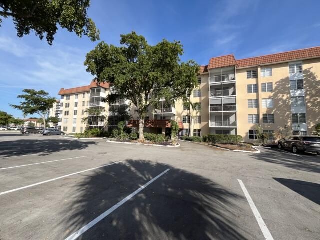 4160 Inverrary Drive, Unit 207, Lauderhill, FL 33319 Photo