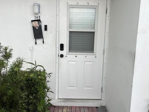 143 West Court, Royal Palm Beach, FL 33411