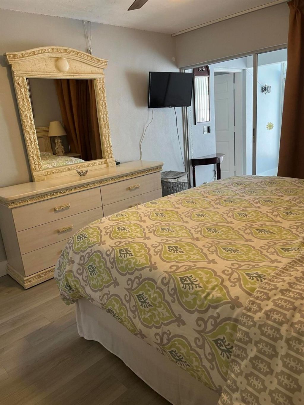 143 West Court, Royal Palm Beach, FL 33411 Photo