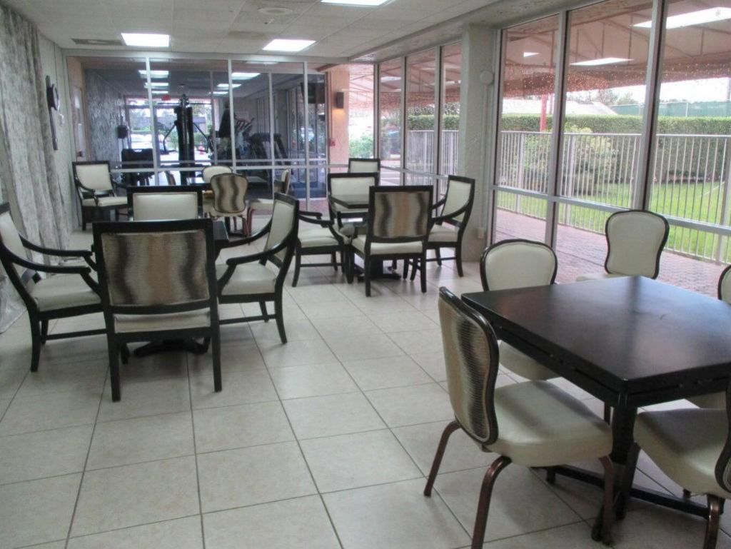 154 Lake Meryl Drive, Unit 259, West Palm Beach, FL 33411 Photo