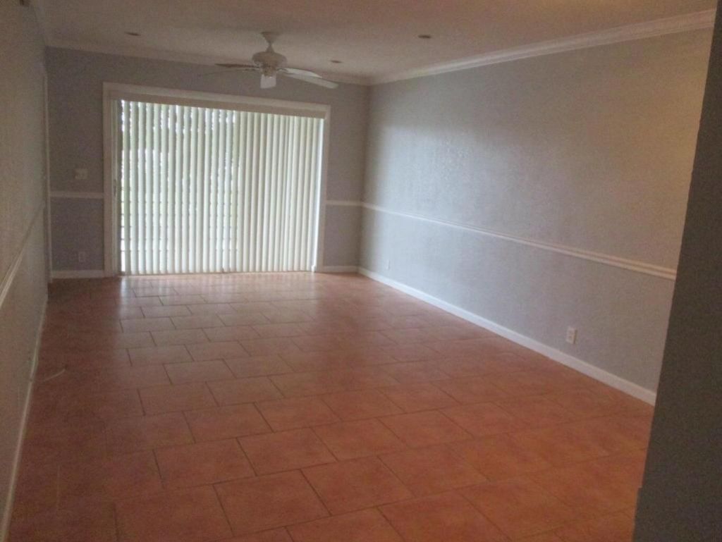 154 Lake Meryl Drive, Unit 259, West Palm Beach, FL 33411 Photo