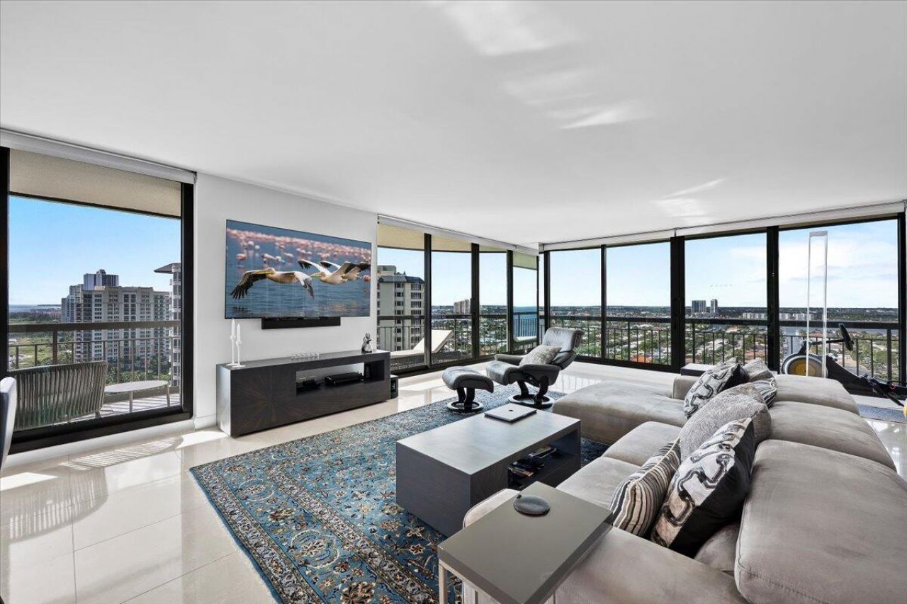 4000 N Ocean Drive, Unit 2004, Singer Island, FL 33404 Photo