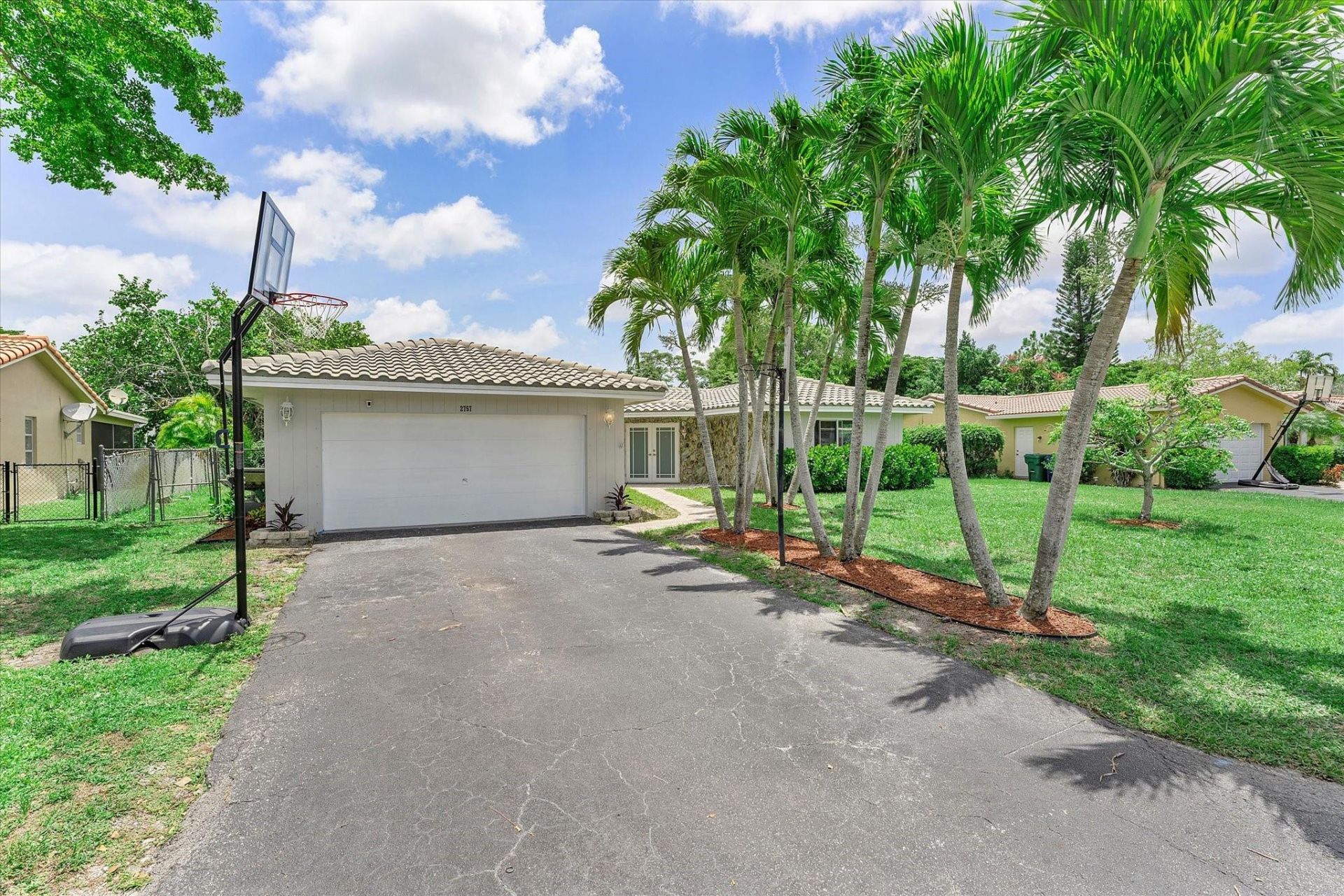 2757 NW 83rd Terrace, Coral Springs, FL 33065 Photo