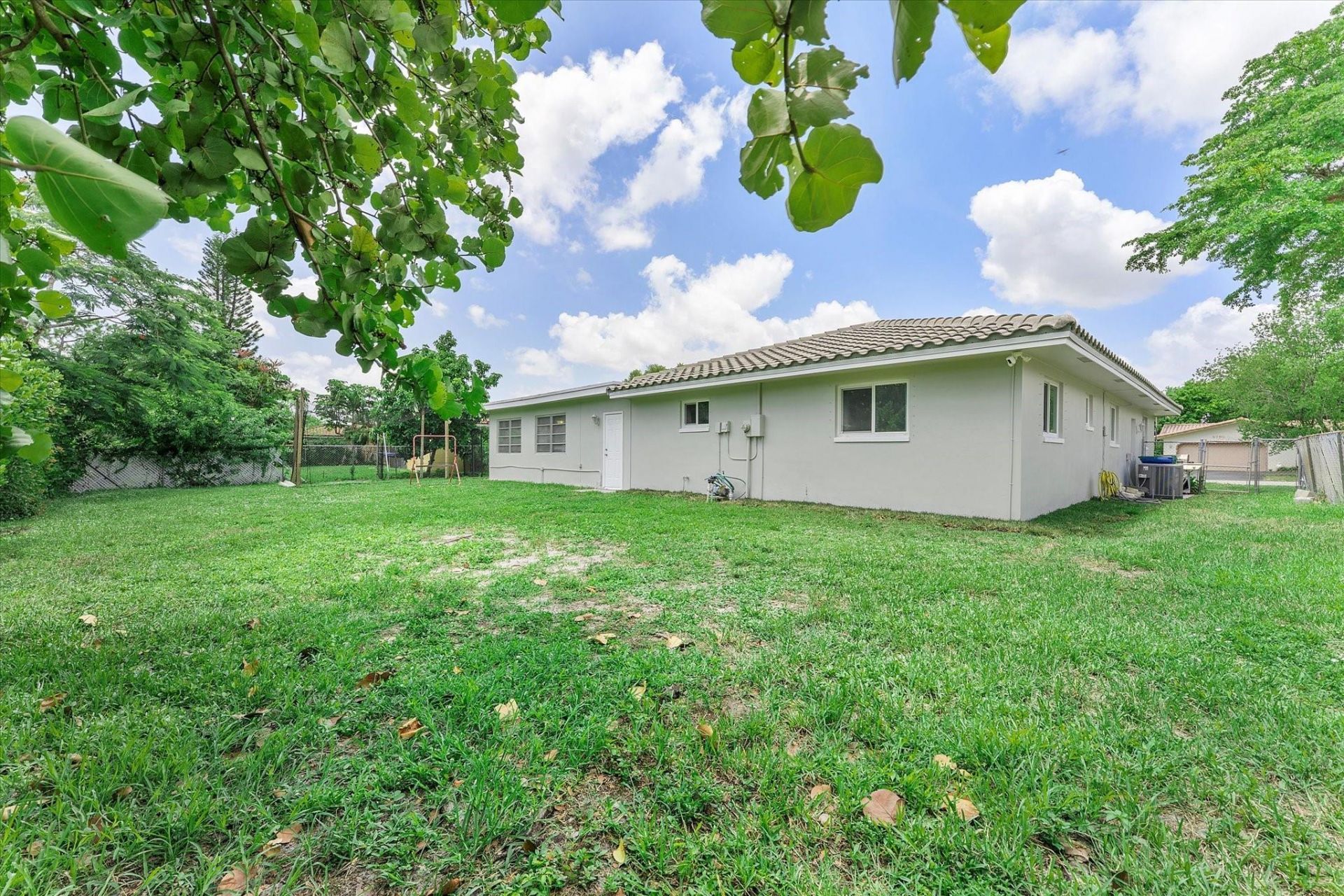 2757 NW 83rd Terrace, Coral Springs, FL 33065 Photo