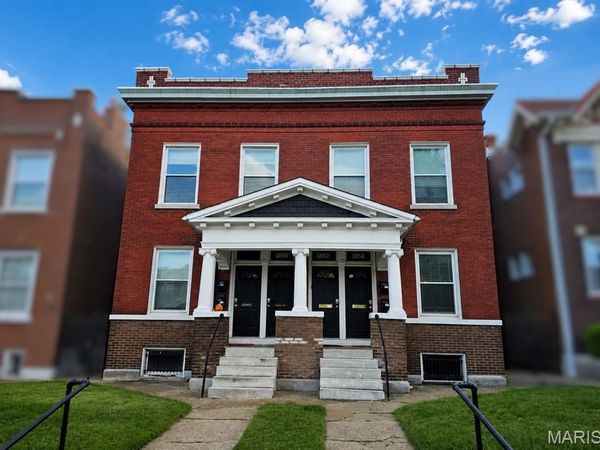 1830 Russell Boulevard, St Louis, MO 63104