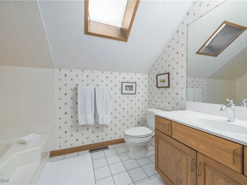 23203 Center Ridge Road, Unit 1, Westlake, OH 44145 Photo 18