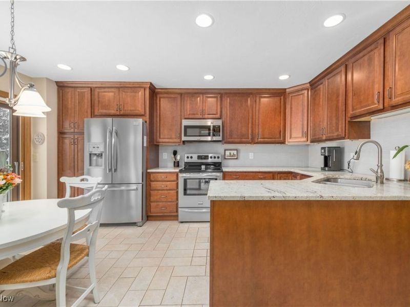 23203 Center Ridge Road, Unit 1, Westlake, OH 44145 Photo 9