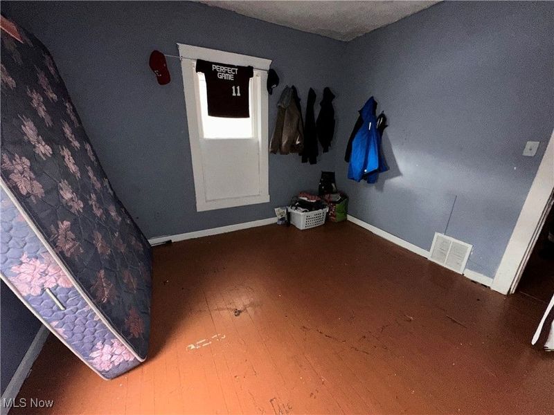 127 Charles Court, Elyria, OH 44035 Photo 11