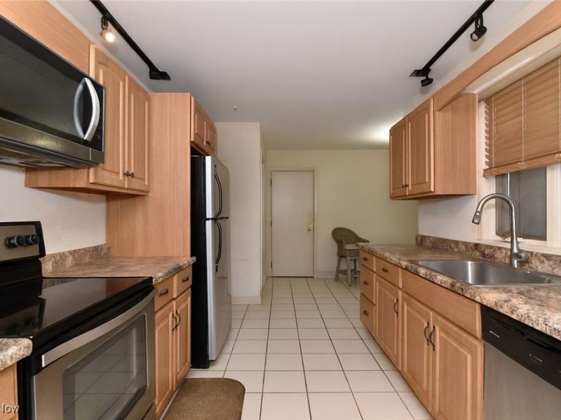 3280 Richmond Road, Beachwood, OH 44122 Photo 10