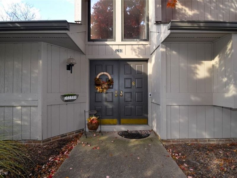 3280 Richmond Road, Beachwood, OH 44122 Photo 2
