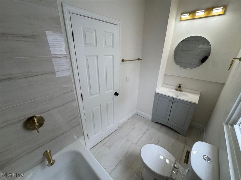 4309 Gifford Avenue, Cleveland, OH 44109 Photo 22