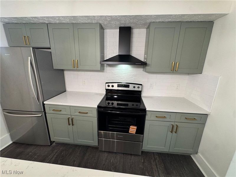 4309 Gifford Avenue, Cleveland, OH 44109 Photo 6