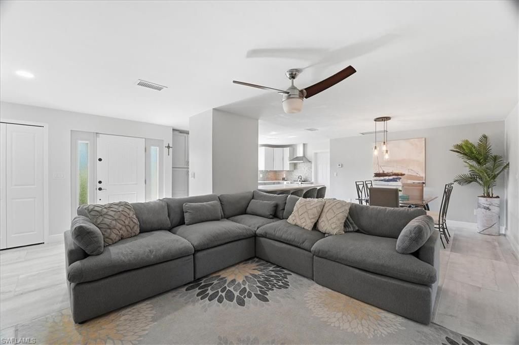 1023 El Valle Ave, Fort Myers, FL 33919 Photo
