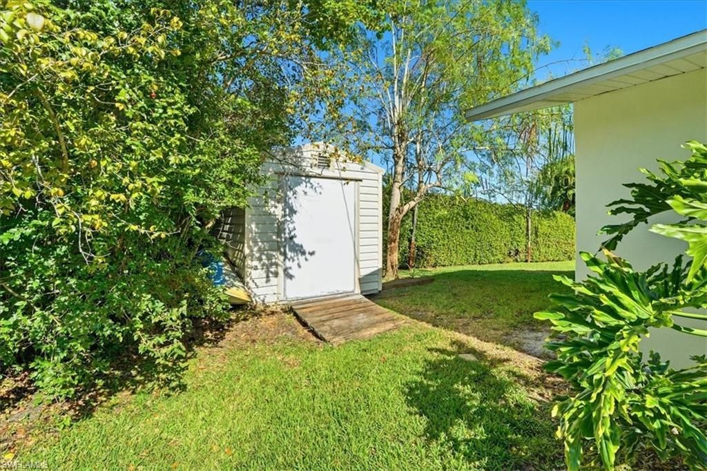 1023 El Valle Ave, Fort Myers, FL 33919 Photo