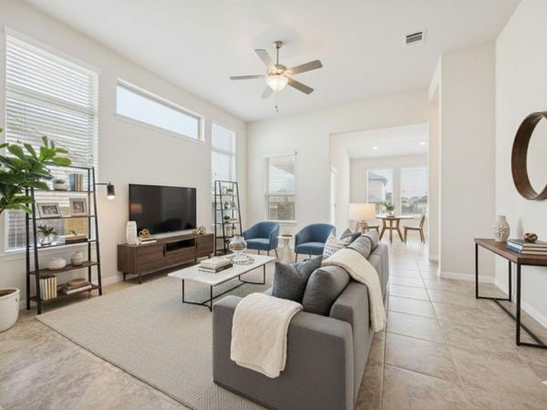 19201 Quebrada DR, Pflugerville, TX 78660