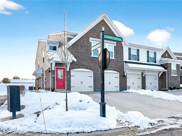 1687 S Golden Clove Bend, Sugarcreek Township, OH 45459