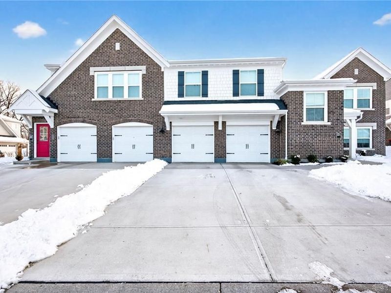 1687 S Golden Clove Bend, Sugarcreek Township, OH 45459 Photo 22