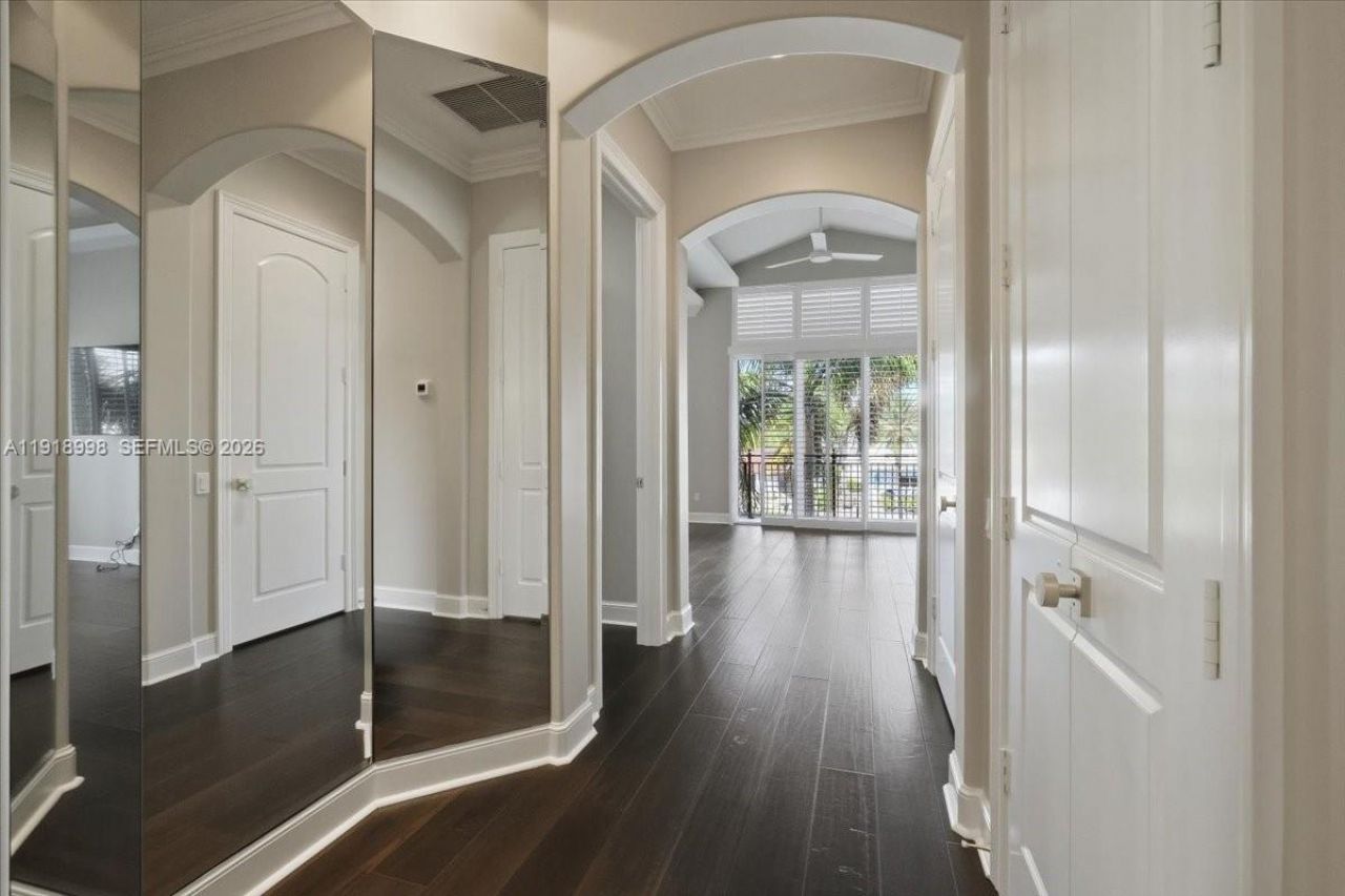 2641 NE 6th St, Pompano Beach, FL 33062 Photo