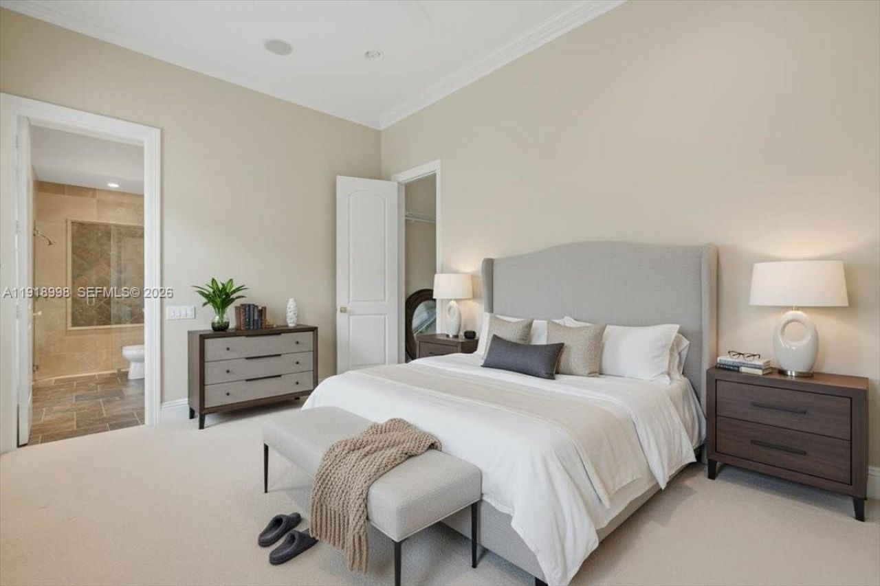 2641 NE 6th St, Pompano Beach, FL 33062 Photo