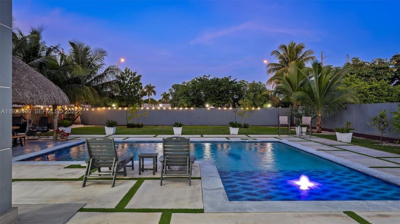 81 S Royal Poinciana Blvd, Miami Springs, FL 33166 Photo