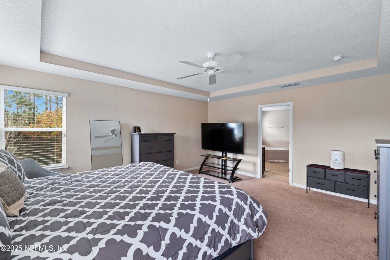 15815 Douglas Lake Drive, Jacksonville, FL 32218 Photo