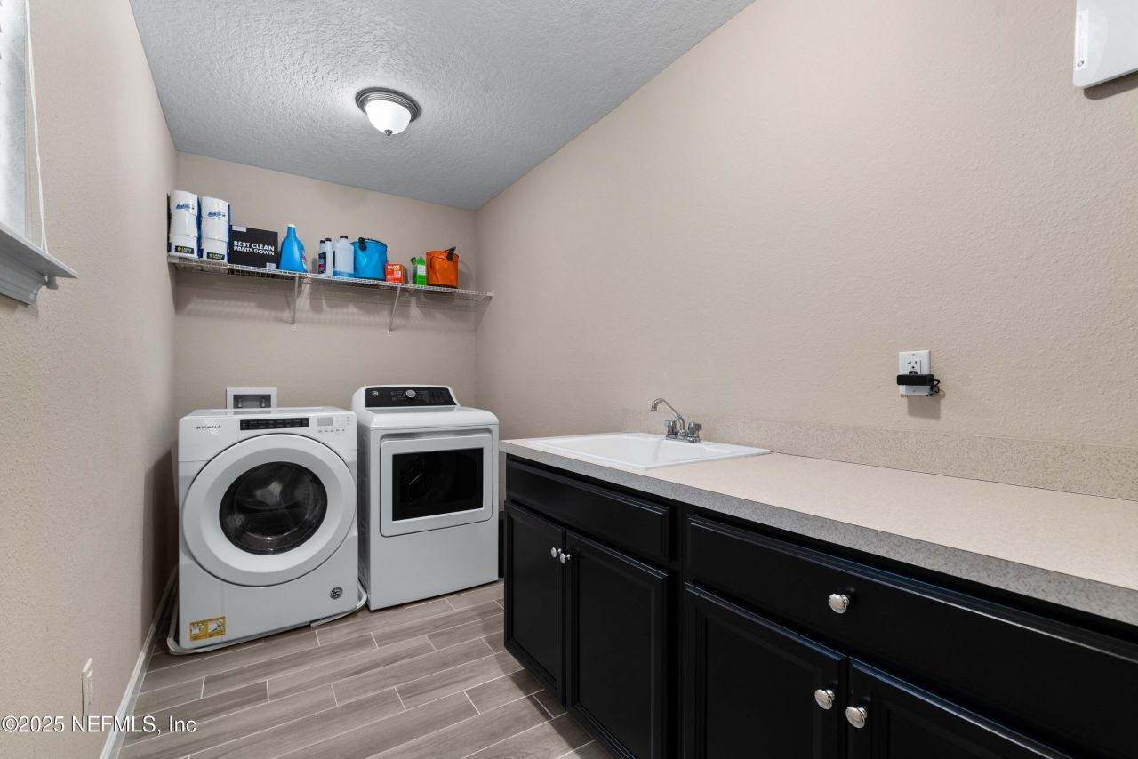 15815 Douglas Lake Drive, Jacksonville, FL 32218 Photo