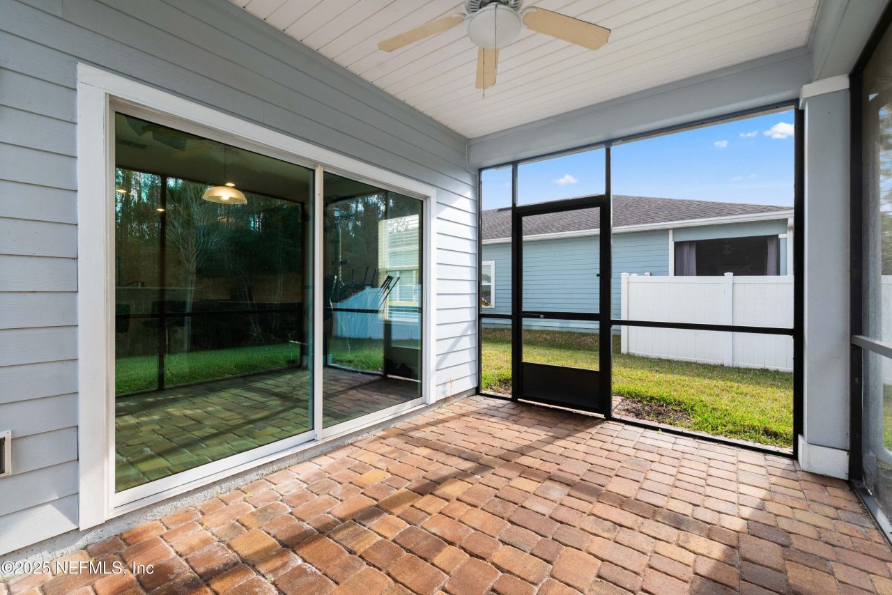 15815 Douglas Lake Drive, Jacksonville, FL 32218 Photo