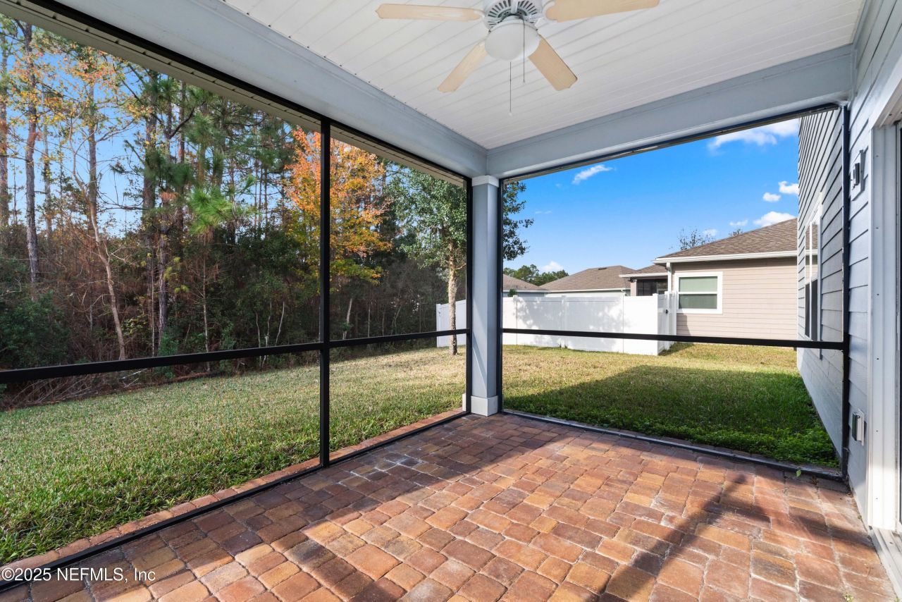 15815 Douglas Lake Drive, Jacksonville, FL 32218 Photo