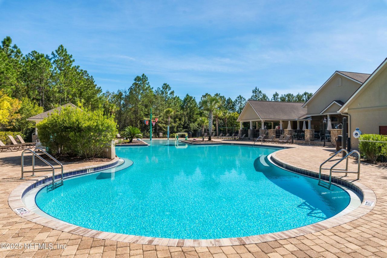 15815 Douglas Lake Drive, Jacksonville, FL 32218 Photo