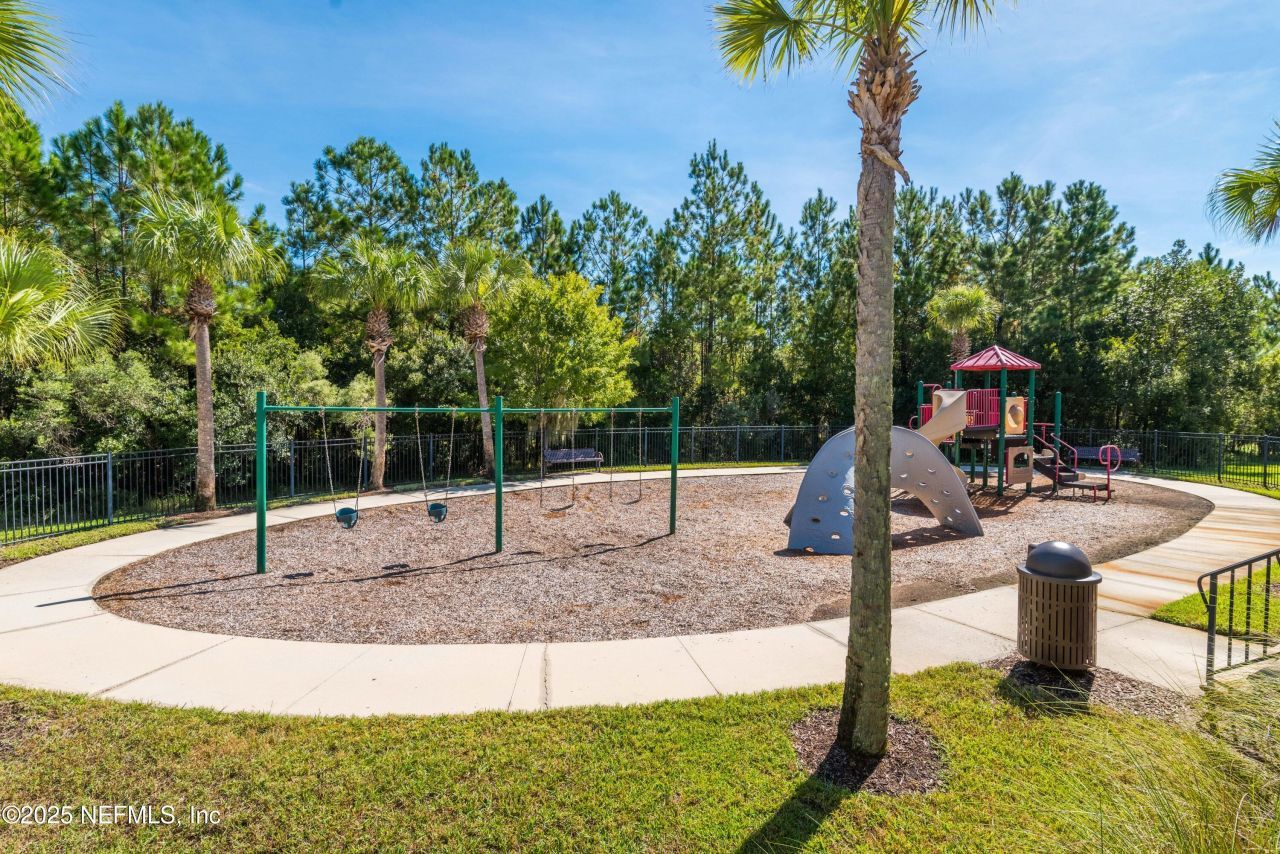 15815 Douglas Lake Drive, Jacksonville, FL 32218 Photo