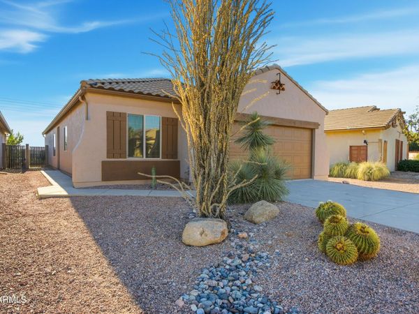 10675 E SECOND WATER Trail, Gold Canyon, AZ 85118