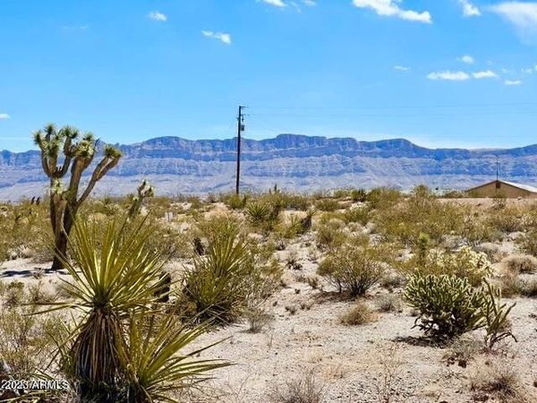 30390 N DUTTON Drive, Unit 182, Meadview, AZ 86444