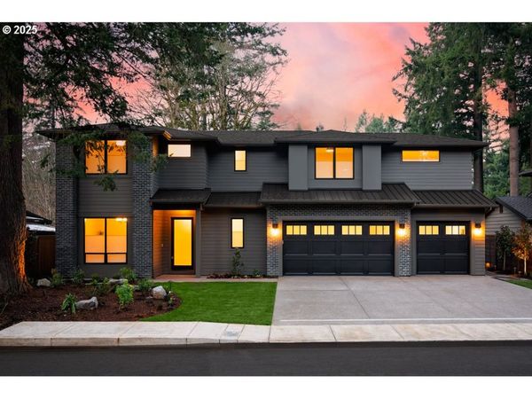 4401 COBB WAY, Lake Oswego, OR 97035