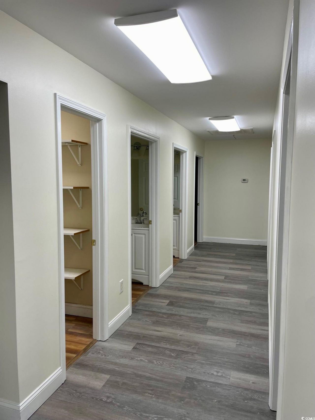 1434 Hawkins St. Photo 7