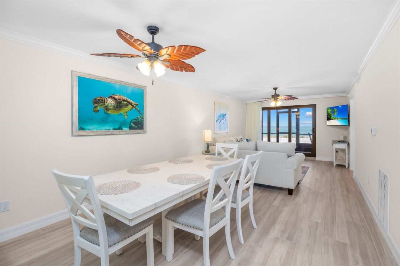 2445 W Gulf Dr, Unit 4E, Sanibel, FL 33957 Photo