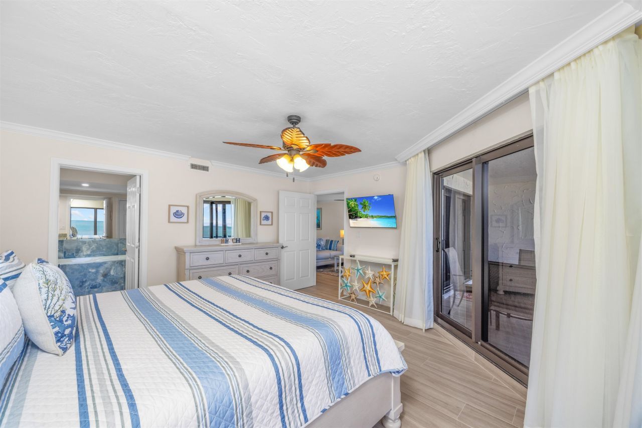 2445 W Gulf Dr, Unit 4E, Sanibel, FL 33957 Photo