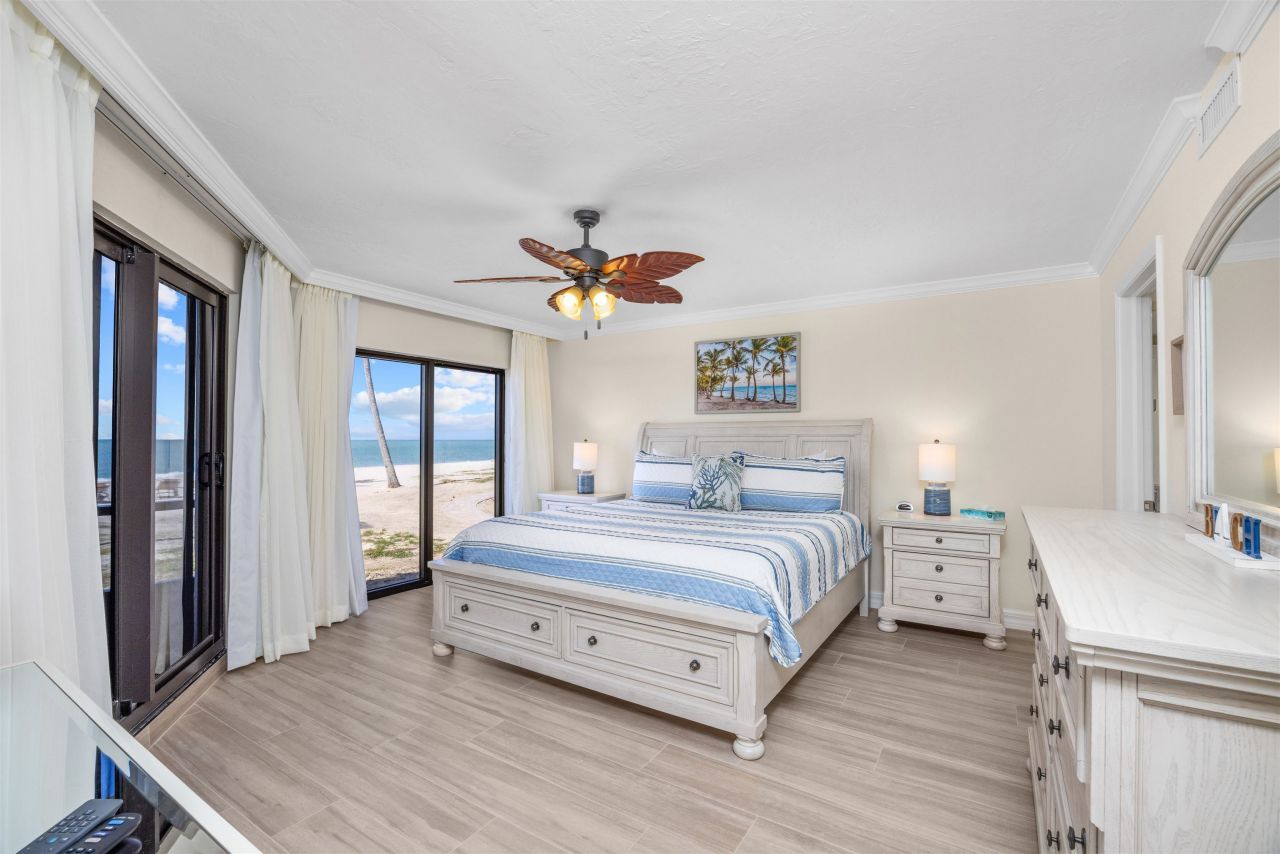 2445 W Gulf Dr, Unit 4E, Sanibel, FL 33957 Photo