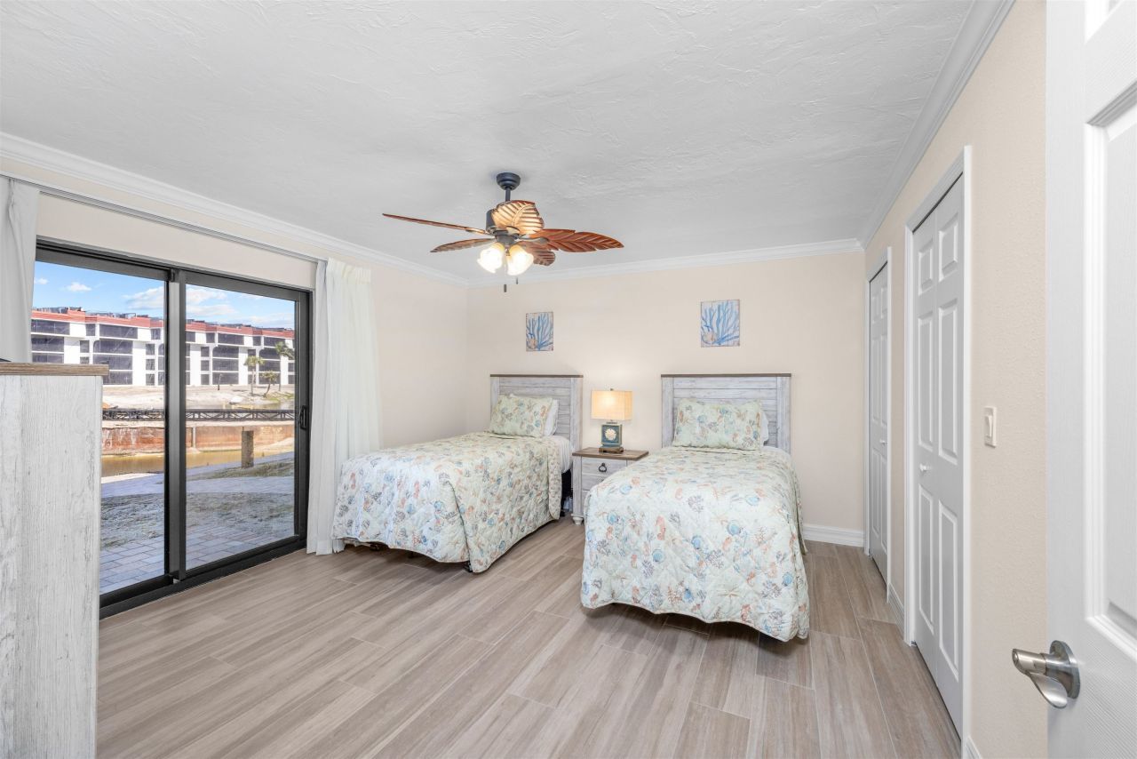 2445 W Gulf Dr, Unit 4E, Sanibel, FL 33957 Photo