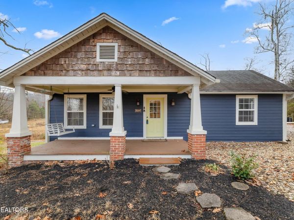 2520 W Beaver Creek Drive, Powell, TN 37849