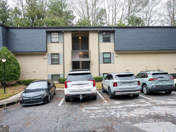 127 Lablanc Way NW, Atlanta, GA 30327