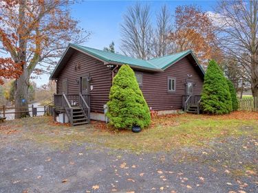 3622 State Route 13, Pulaski, NY 13142