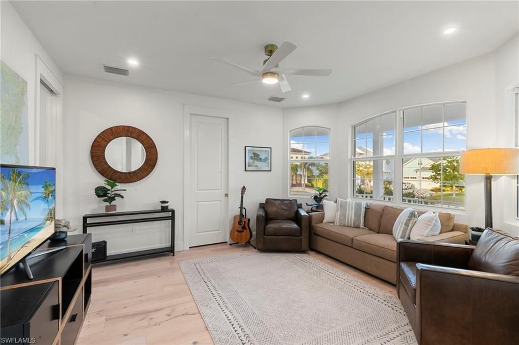 1794 Holiday Ln, Naples, FL 34104 Photo