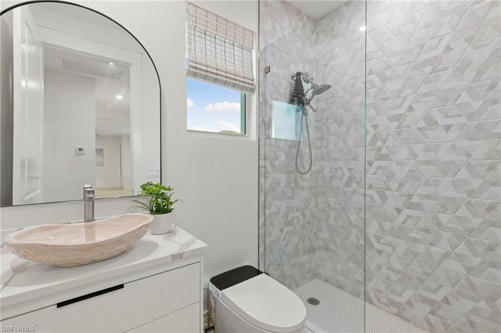 1794 Holiday Ln, Naples, FL 34104 Photo